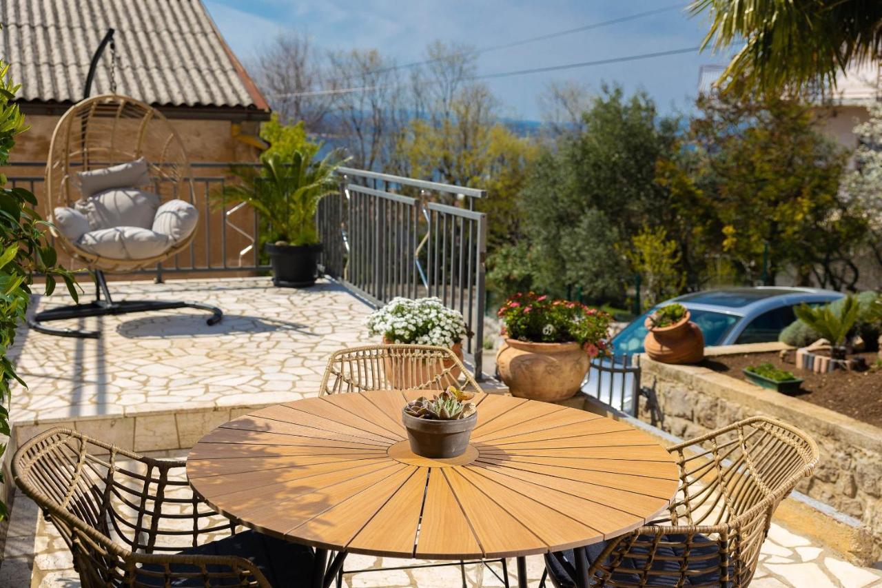 Apartman Hana Crikvenica Exterior foto